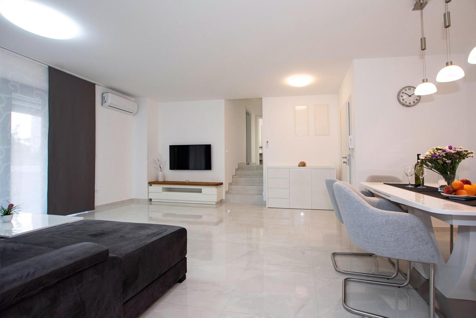 Villa Stella - Crowonder Luxury Rent Turanj Exterior photo